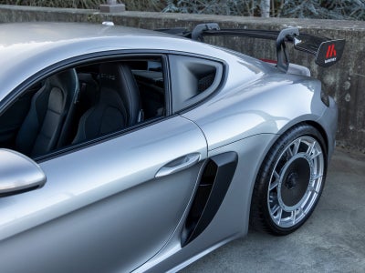 2025 Porsche 718 718 Cayman GT4 RS