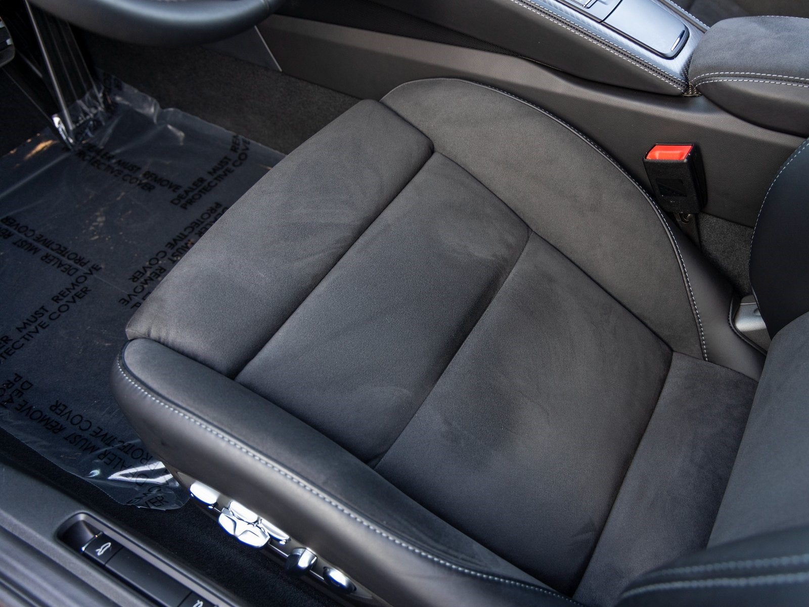 2025 Porsche 718 718 Cayman GT4 RS