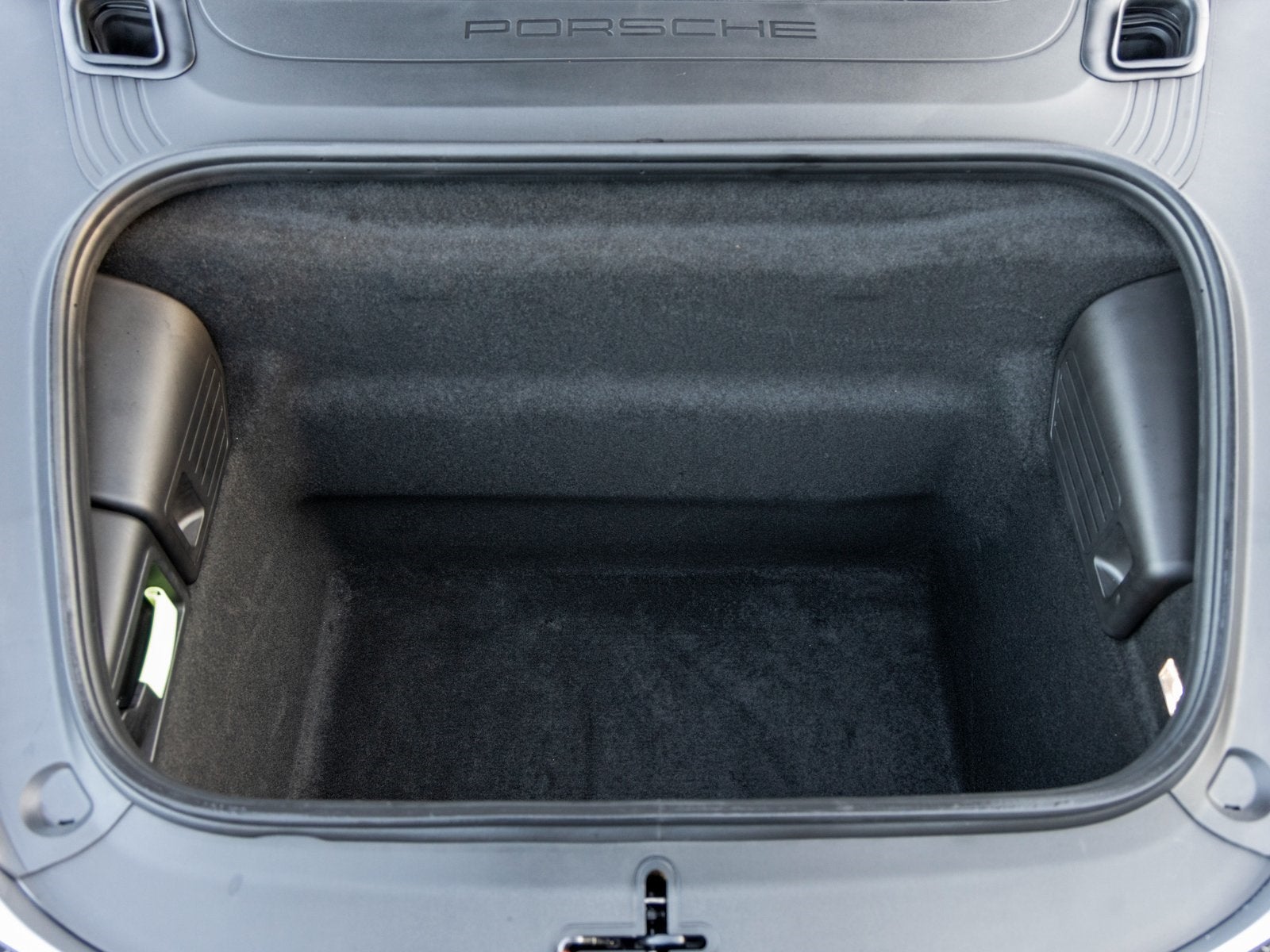 2025 Porsche 718 718 Cayman GT4 RS