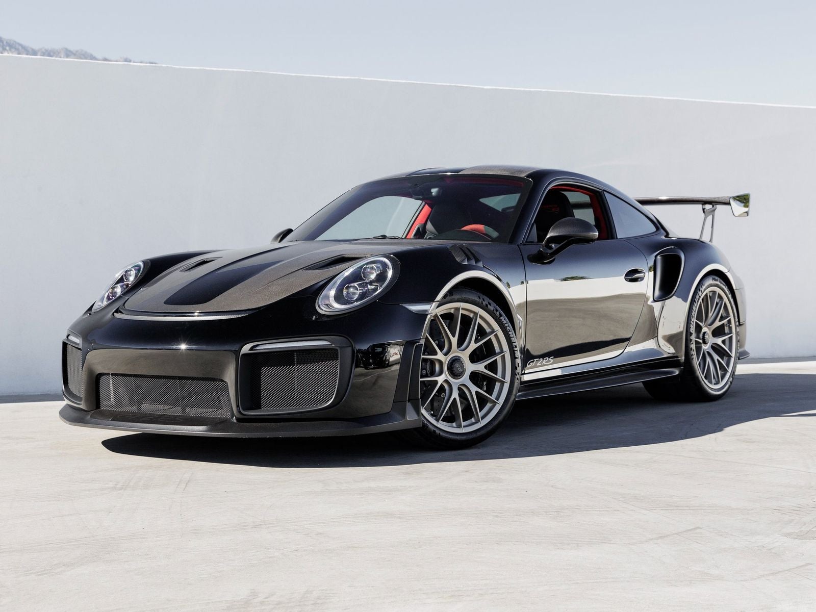 2018 Porsche 911 GT2 RS