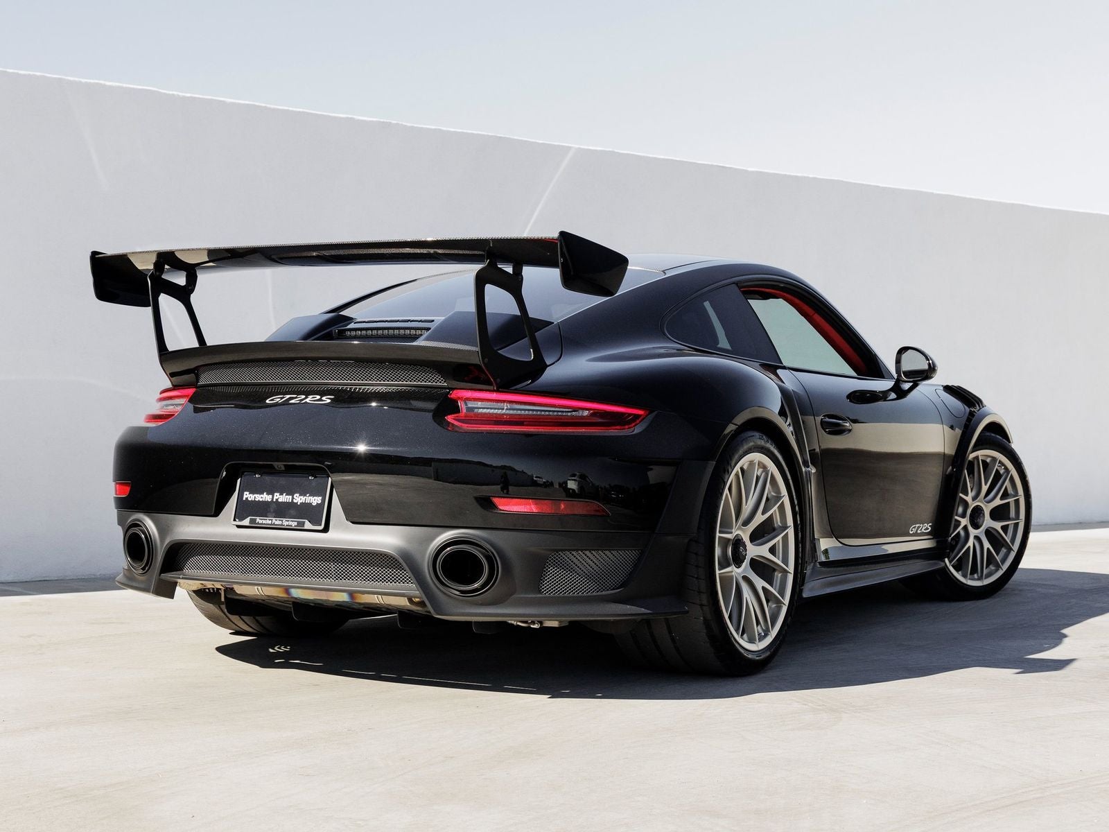 2018 Porsche 911 GT2 RS