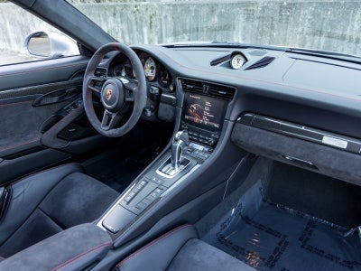 2018 Porsche 911 911 GT2 RS