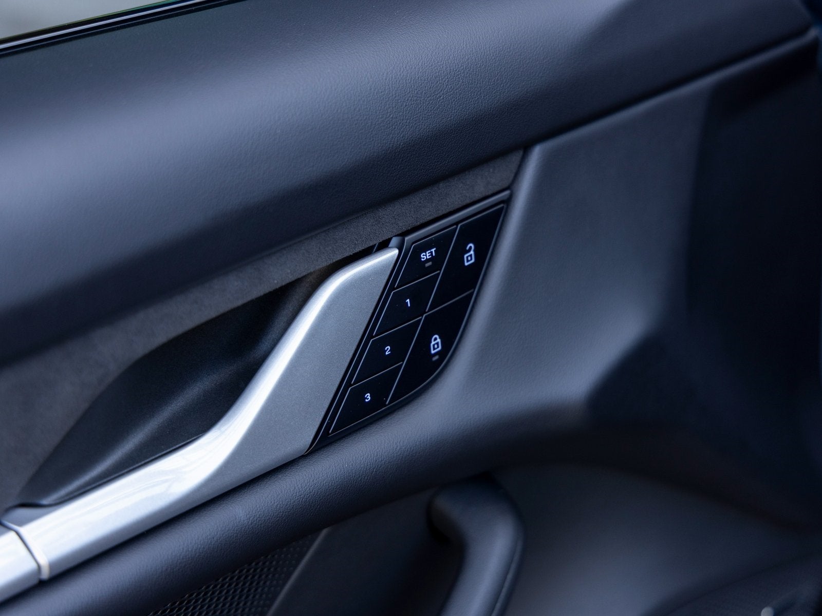 2025 Porsche Taycan Taycan Turbo GT with Weissach Package