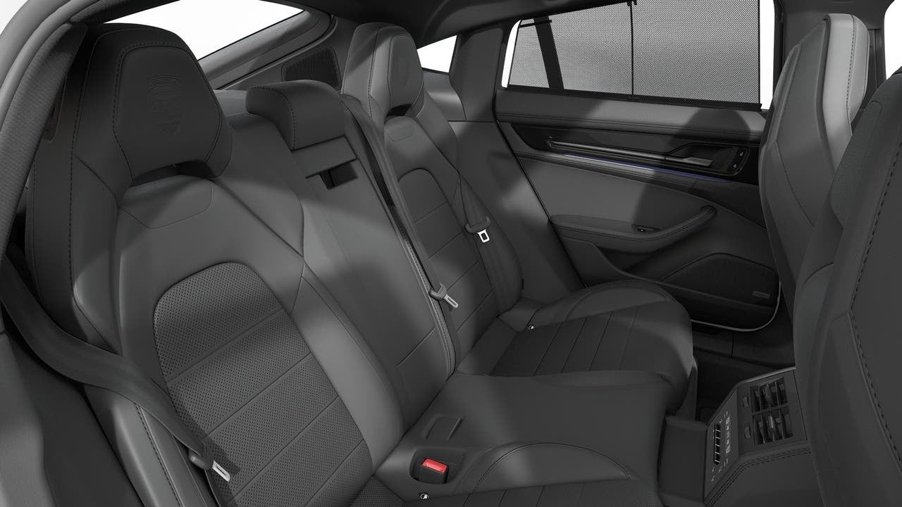 2026 Porsche Panamera Panamera 4 E-Hybrid