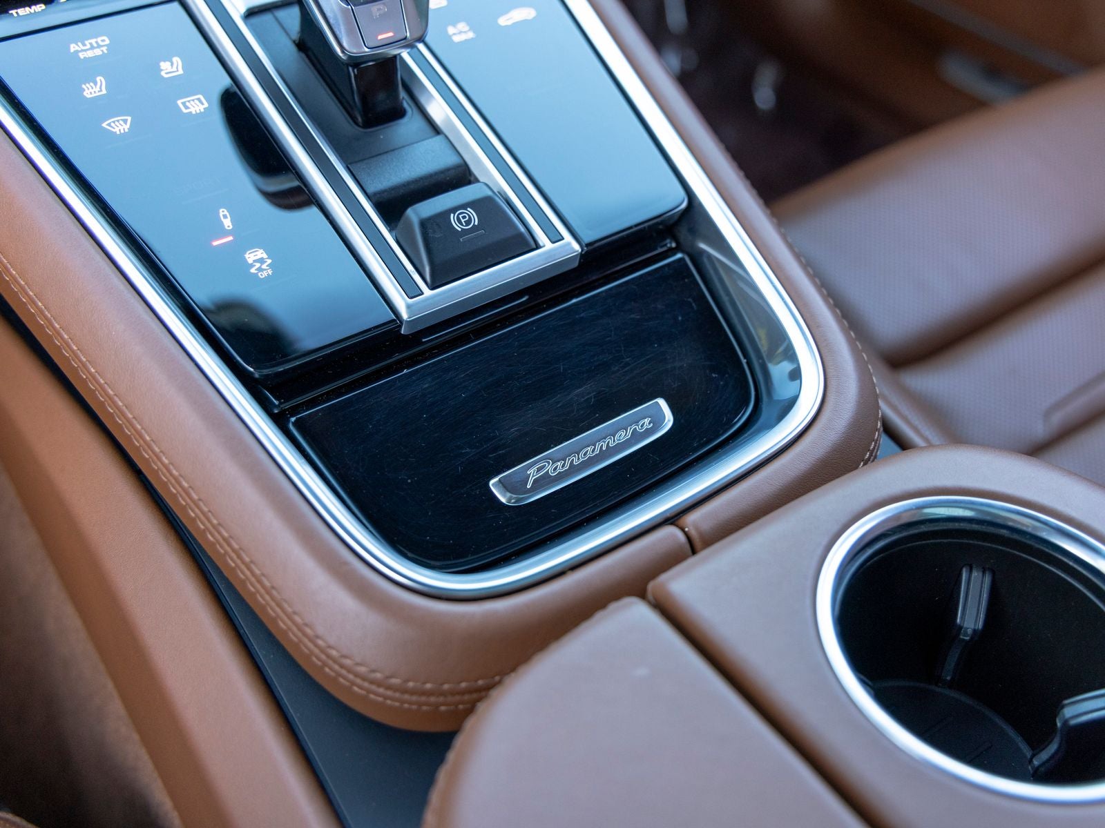 2022 Porsche Panamera GTS