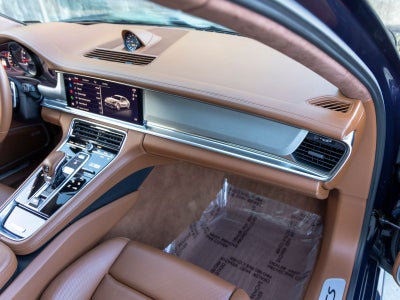 2022 Porsche Panamera GTS