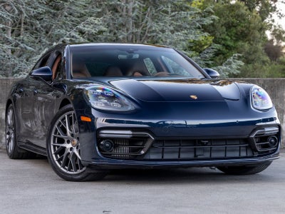 2022 Porsche Panamera GTS
