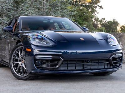 2022 Porsche Panamera GTS