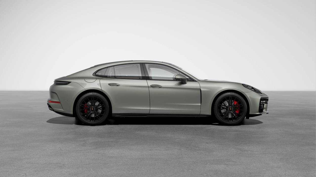 2026 Porsche Panamera GTS