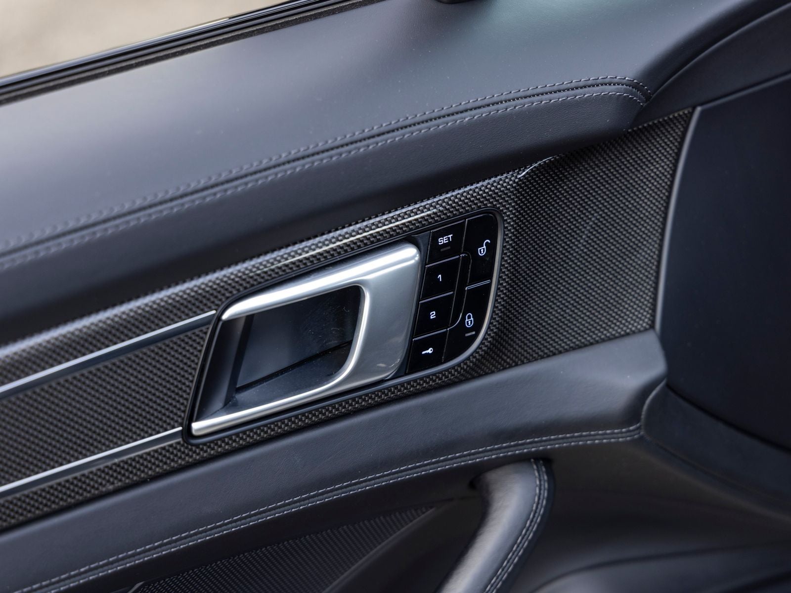 2018 Porsche Panamera Panamera Turbo S E-Hybrid