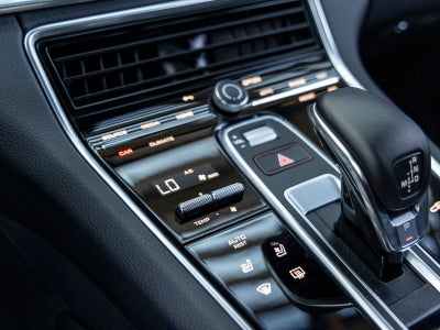 2023 Porsche Panamera Platinum Edition