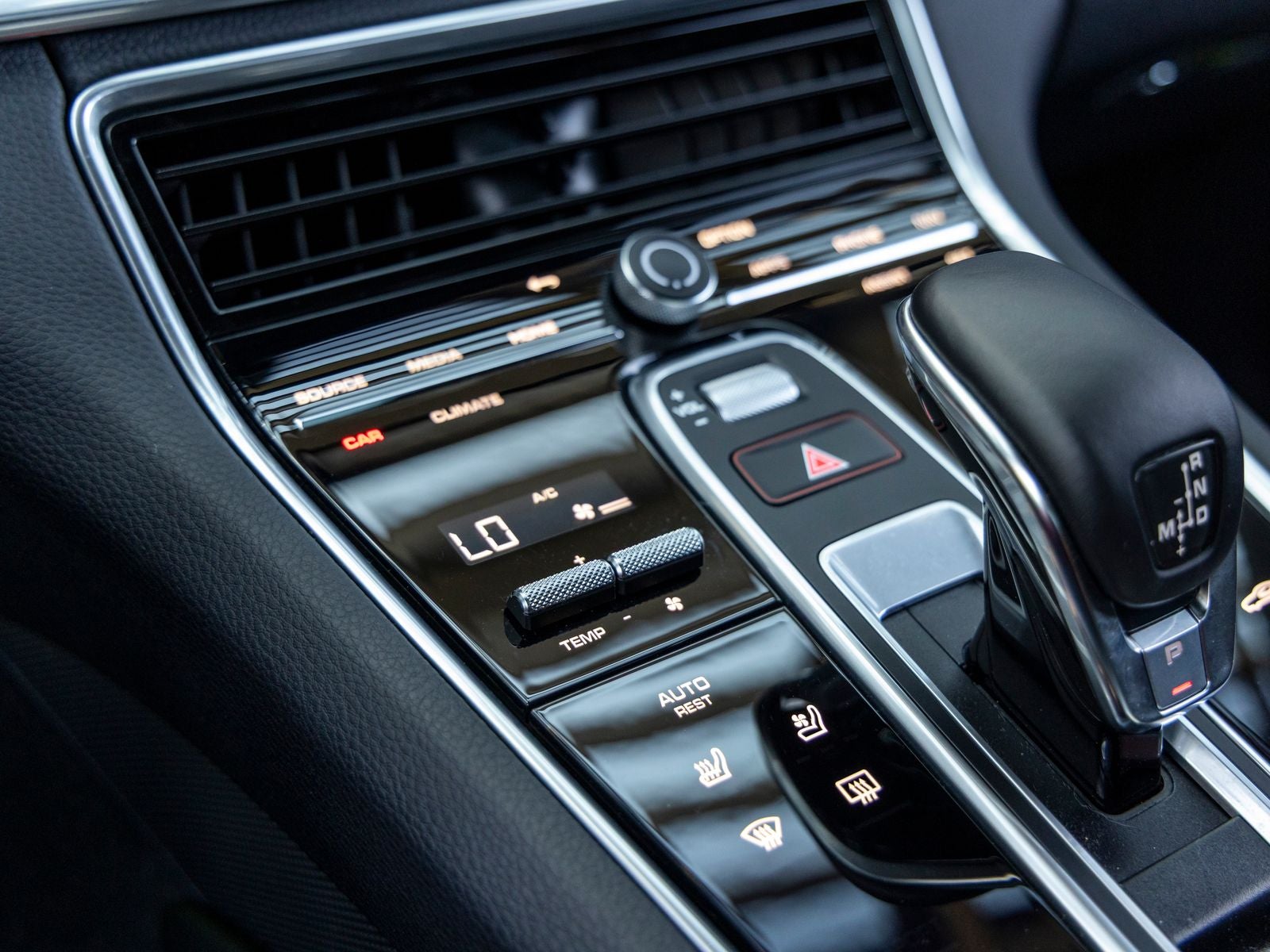 2023 Porsche Panamera Platinum Edition