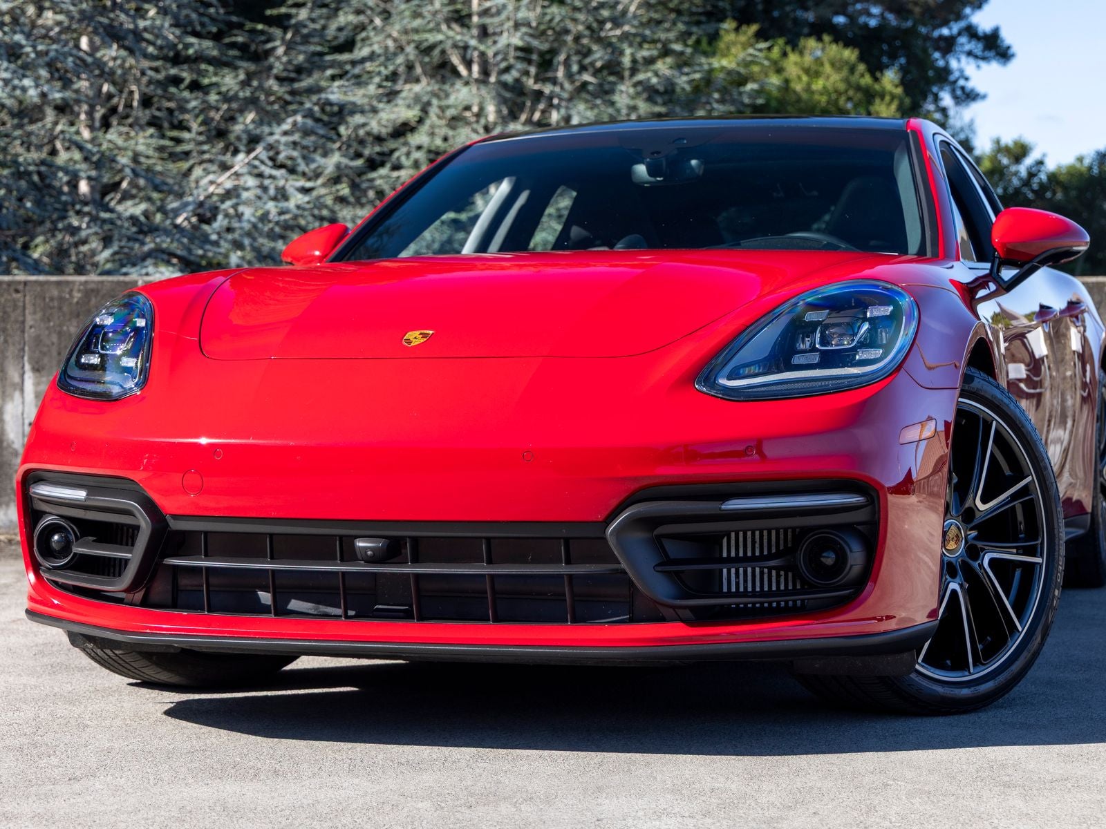 2023 Porsche Panamera Platinum Edition