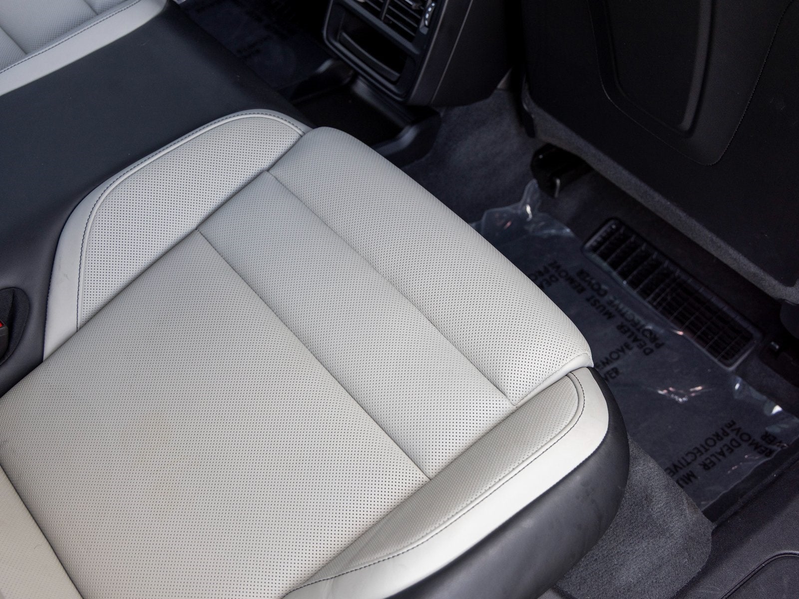 2022 Porsche Taycan Taycan 4 Cross Turismo (MY22)