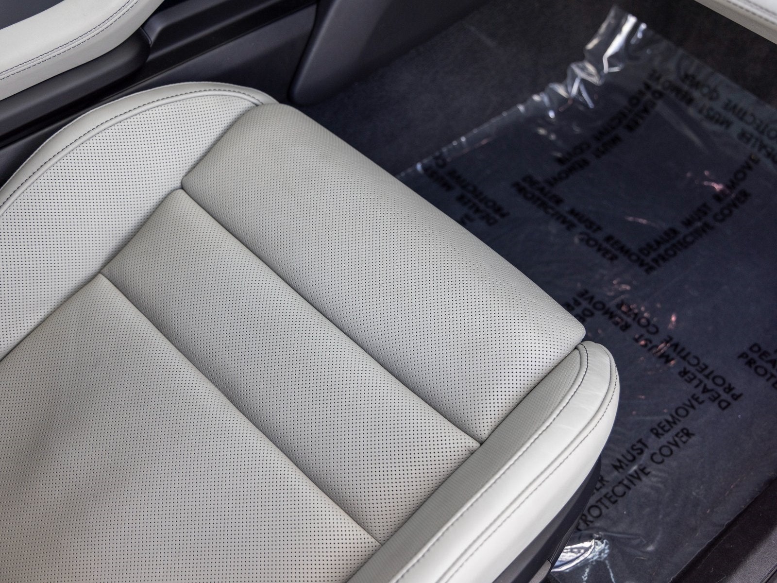 2022 Porsche Taycan Taycan 4 Cross Turismo (MY22)