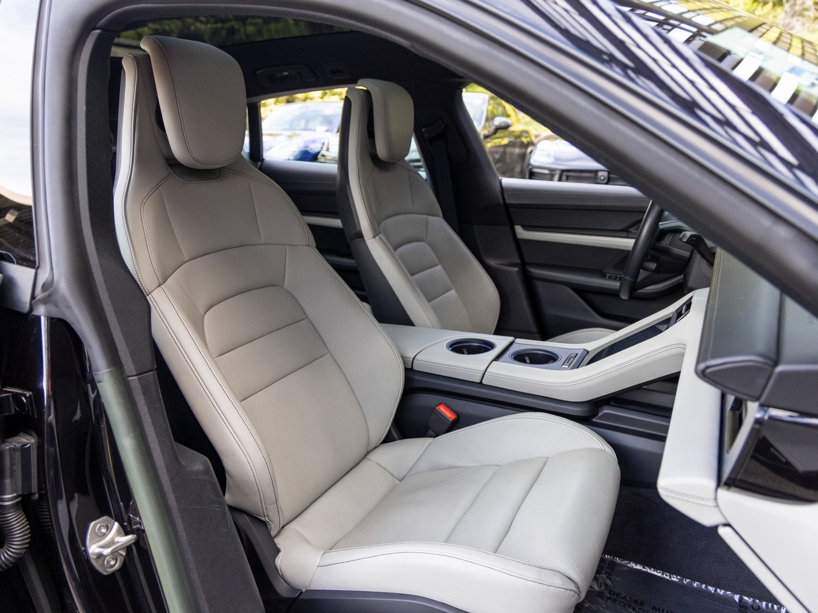 2022 Porsche Taycan Taycan 4 Cross Turismo (MY22)