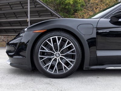 2022 Porsche Taycan Taycan 4 Cross Turismo