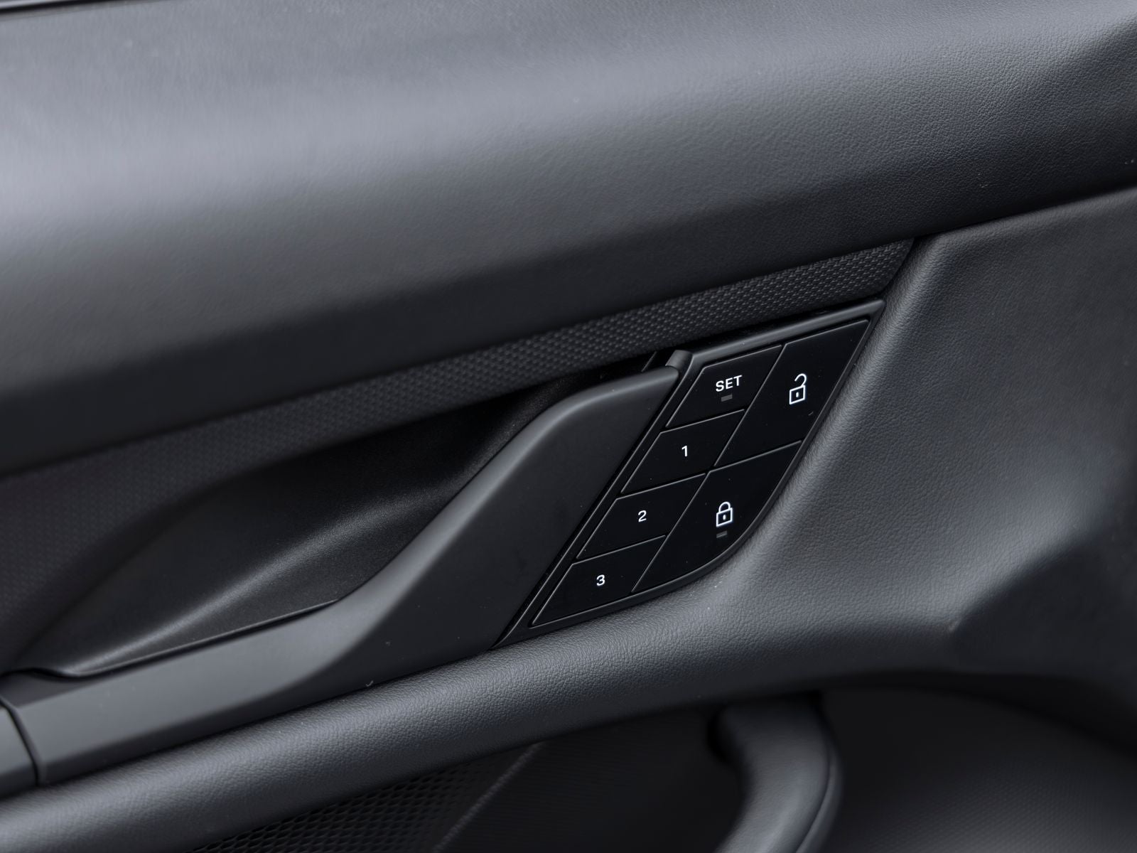 2022 Porsche Taycan Taycan 4 Cross Turismo