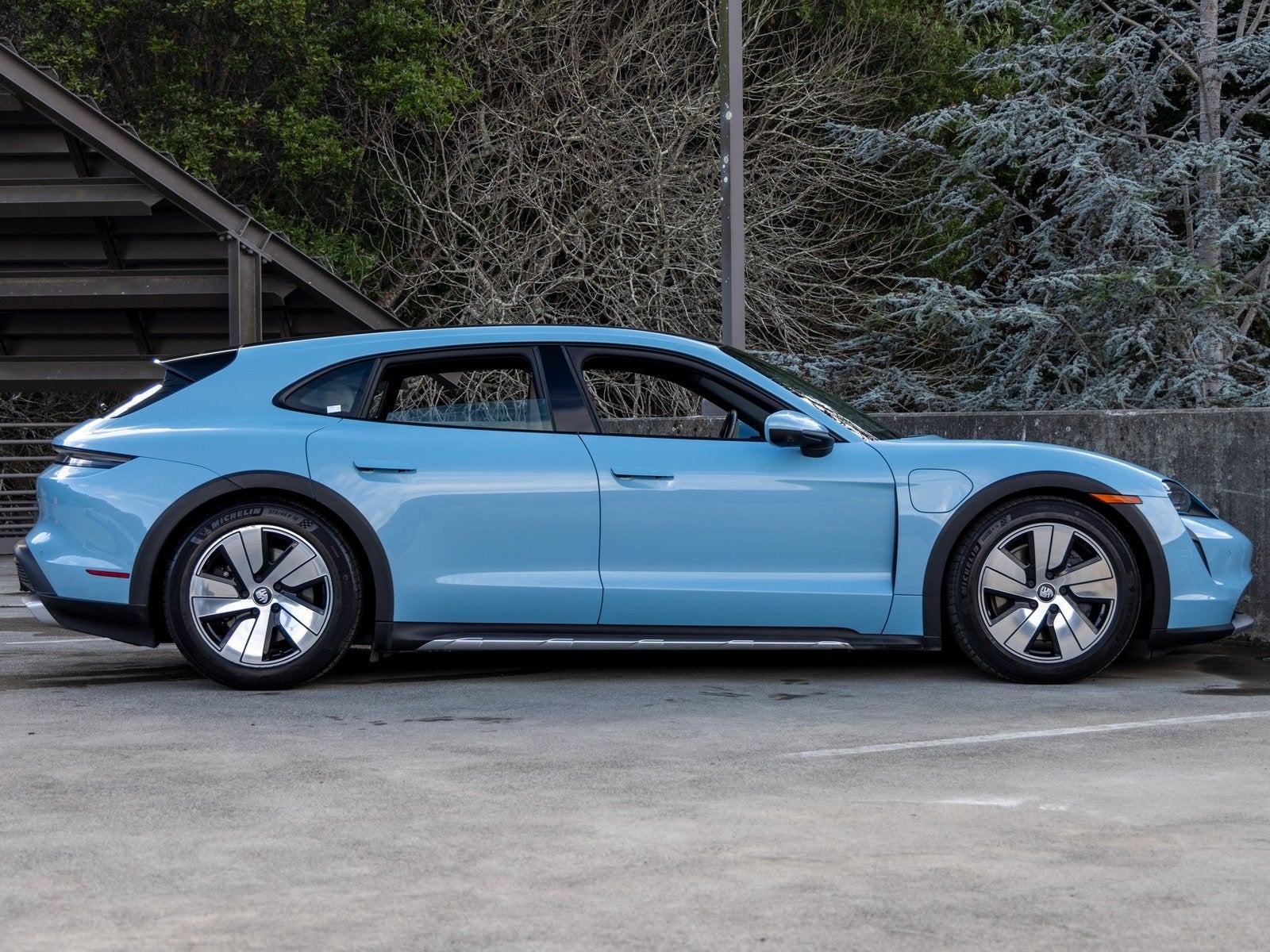 2024 Porsche Taycan Taycan 4 Cross Turismo (MY24)