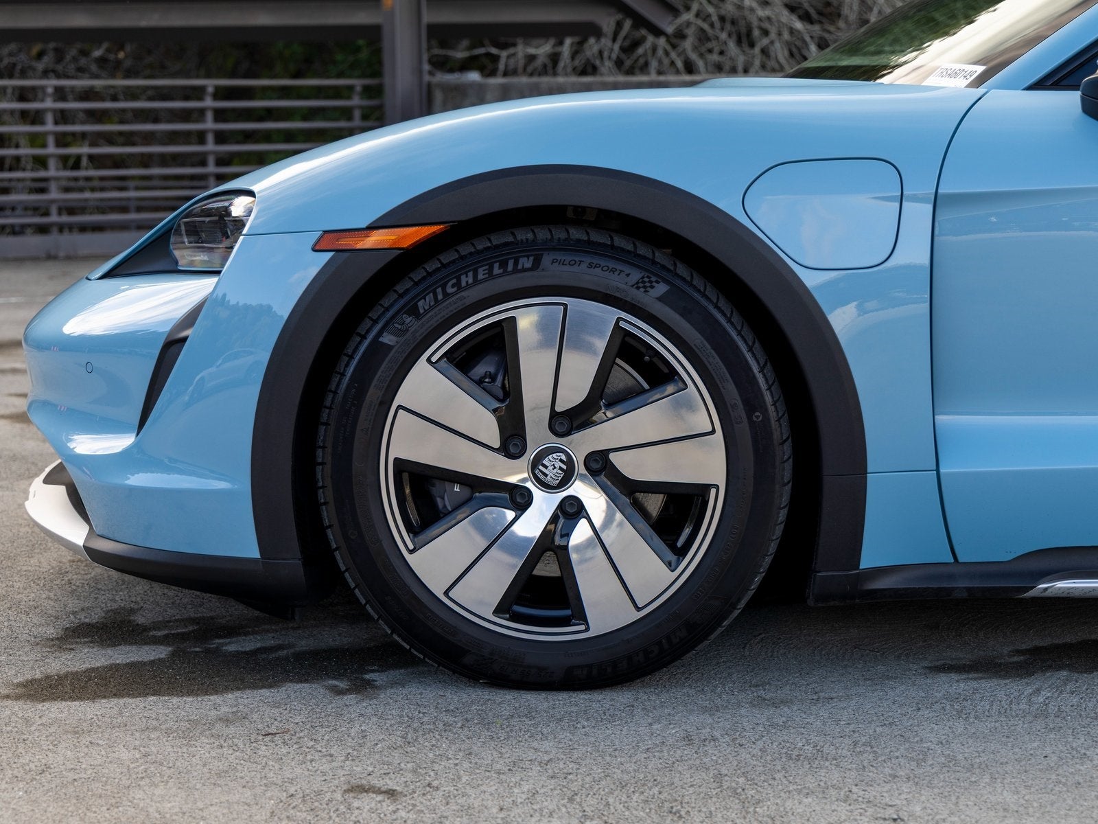 2024 Porsche Taycan Taycan 4 Cross Turismo (MY24)