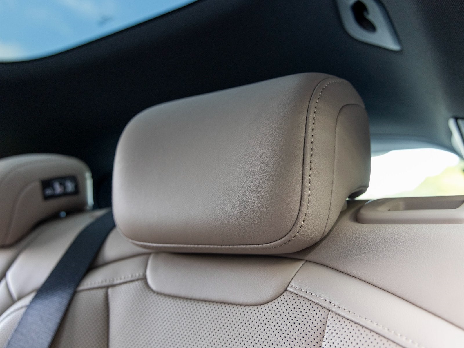 2024 Porsche Taycan Taycan 4 Cross Turismo (MY24)