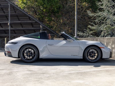 2026 Porsche 911 911 Targa 4 GTS
