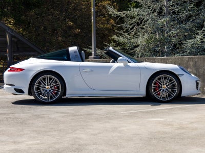 2017 Porsche 911 Targa 4S