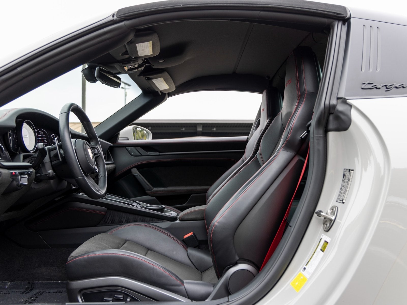 2022 Porsche 911 911 Targa 4 GTS (MY22)