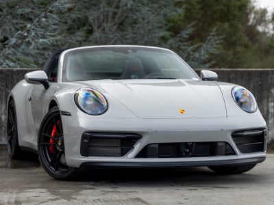 2022 Porsche 911 911 Targa 4 GTS (MY22)
