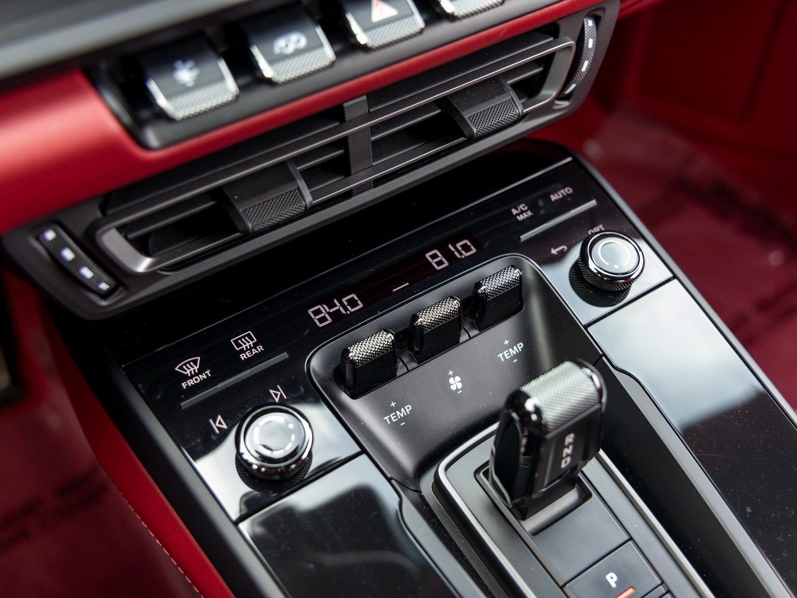 2024 Porsche 911 911 Targa 4 GTS (MY24)