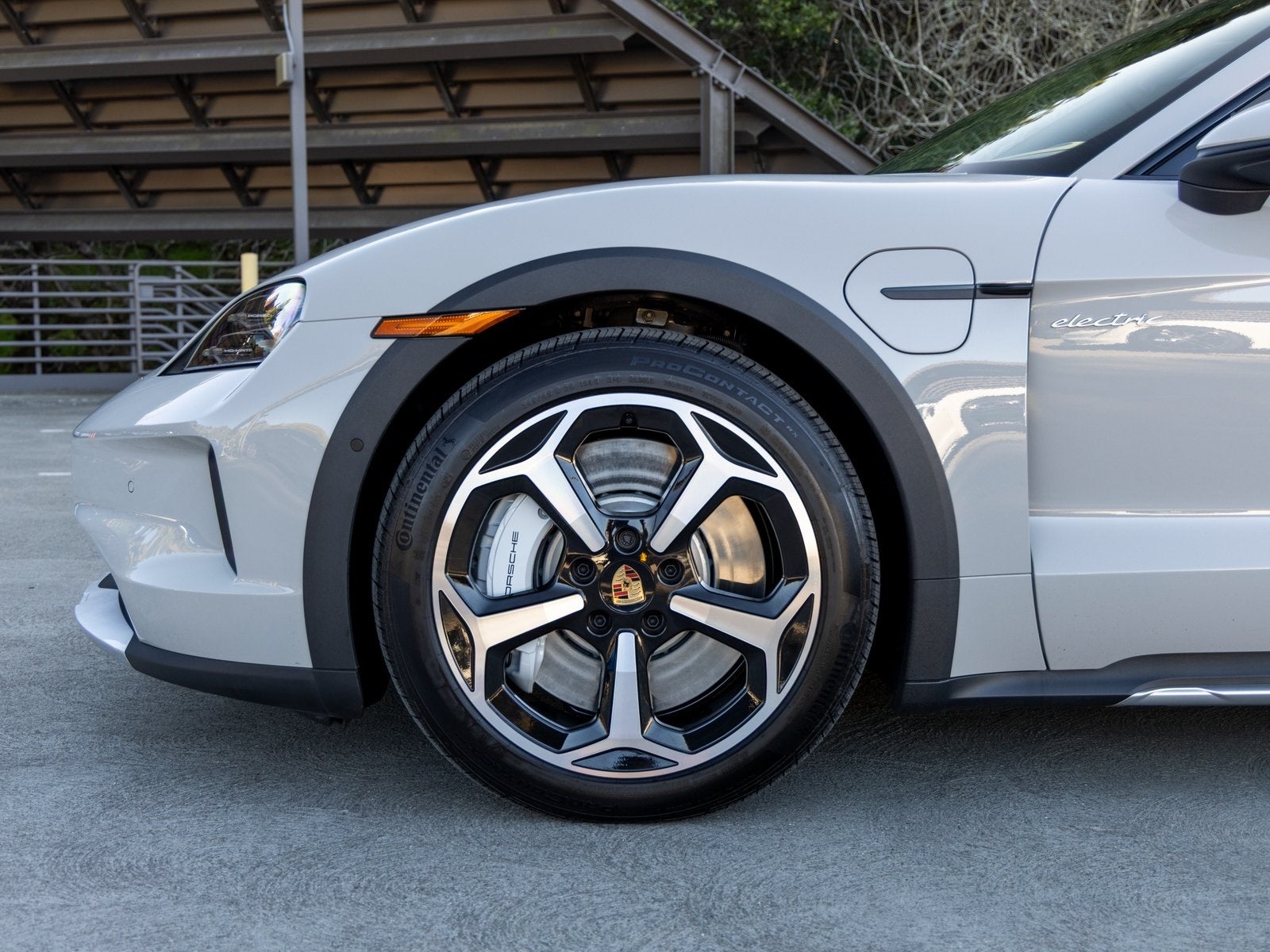 2025 Porsche Taycan Taycan 4S Cross Turismo