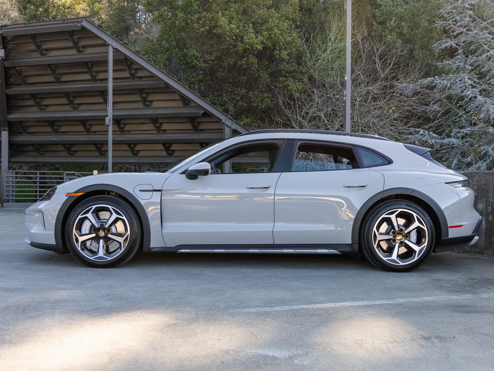 2025 Porsche Taycan Taycan 4S Cross Turismo