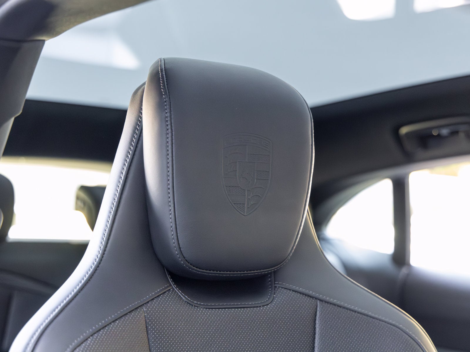 2025 Porsche Taycan Taycan 4S Cross Turismo
