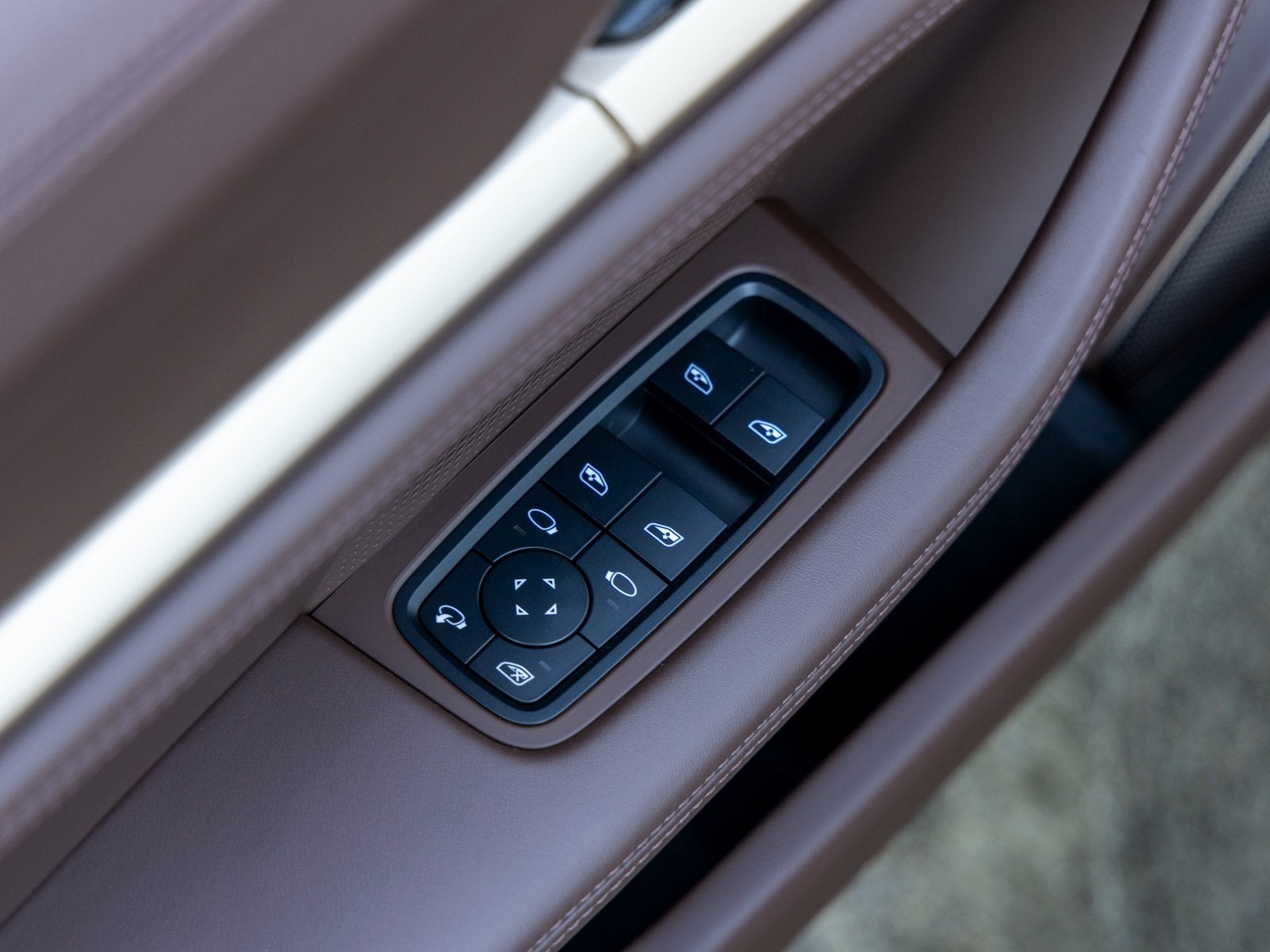 2026 Porsche Taycan Taycan Turbo Cross Turismo