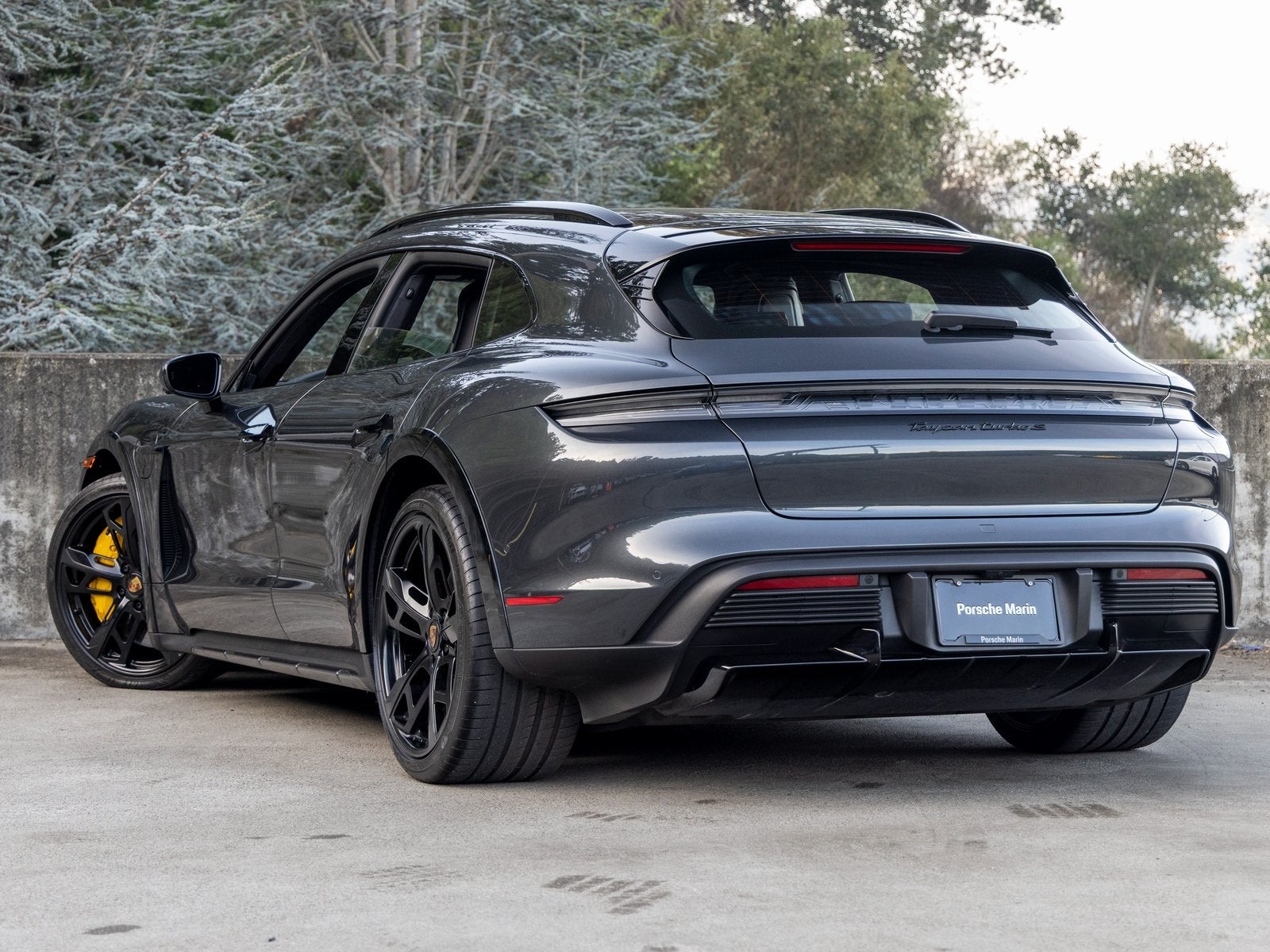 2024 Porsche Taycan Taycan Turbo S Cross Turismo (MY24)