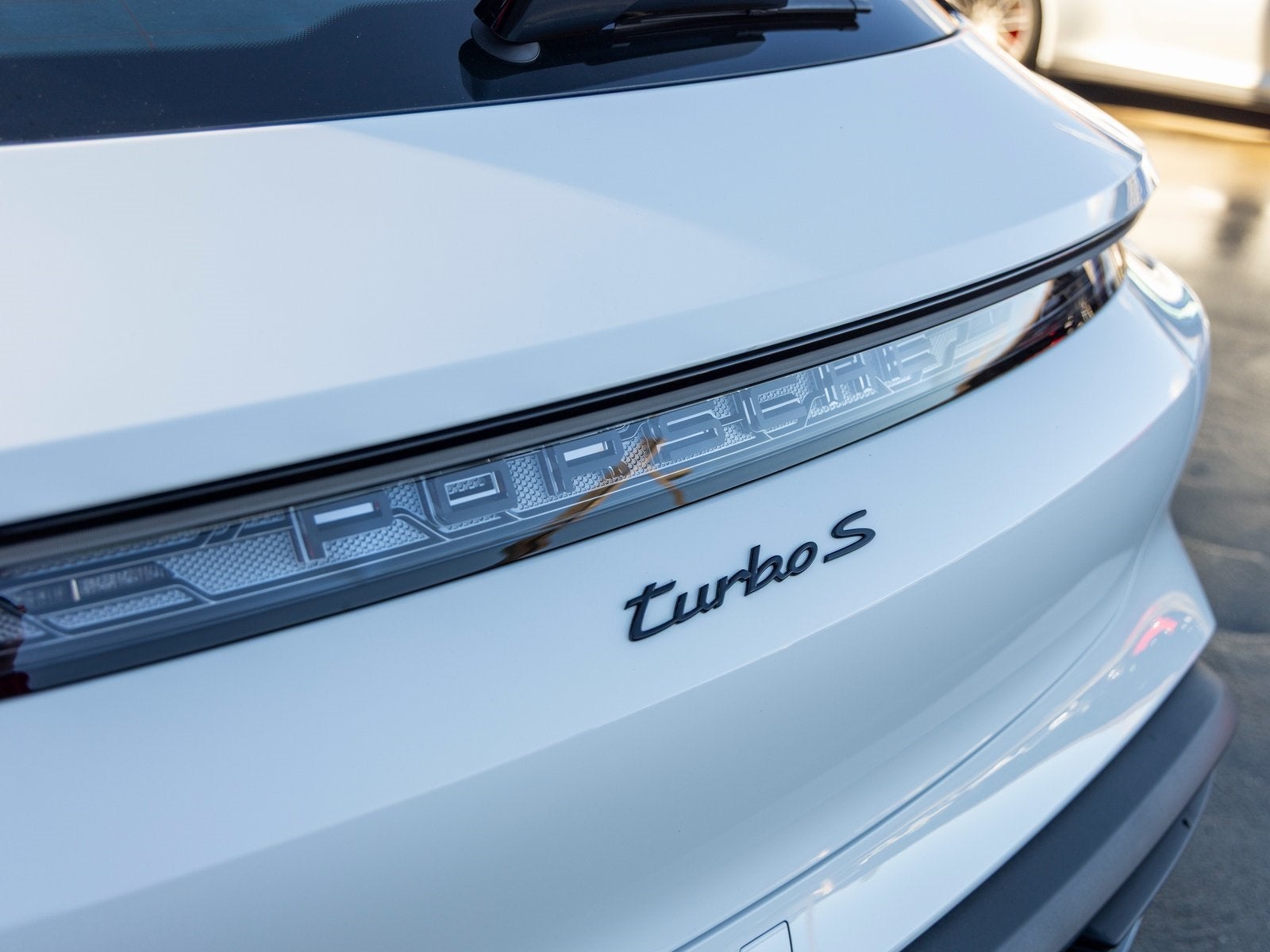 2026 Porsche Taycan Taycan Turbo S Cross Turismo