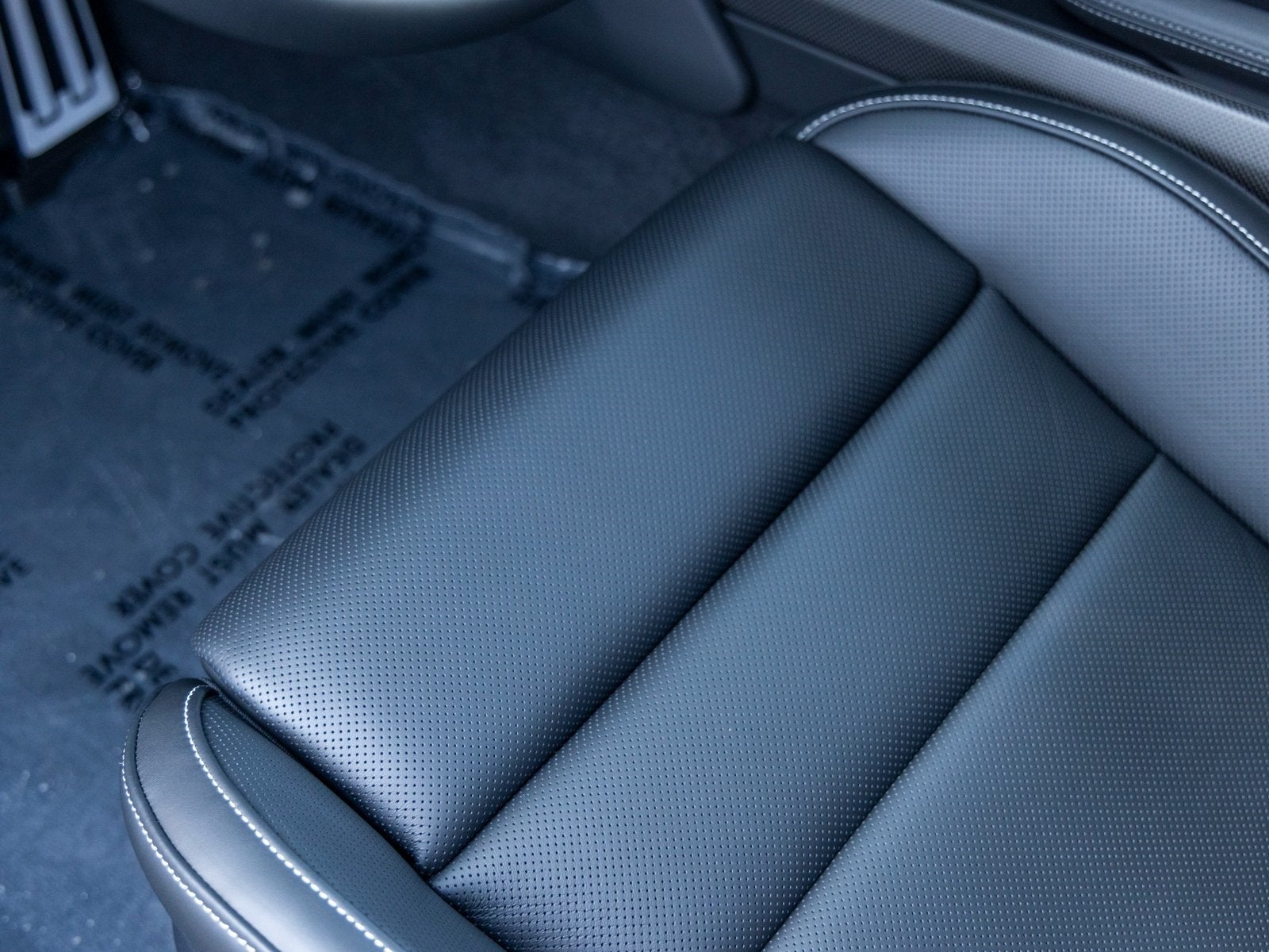 2026 Porsche Taycan Taycan Turbo S Cross Turismo