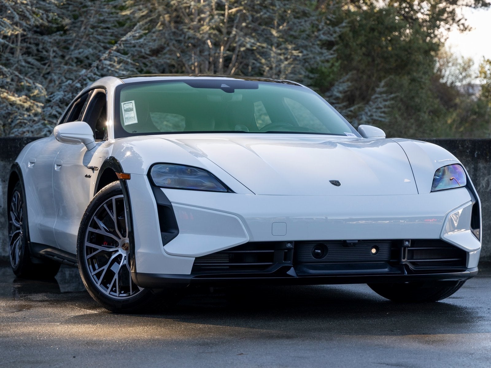 2026 Porsche Taycan Taycan Turbo S Cross Turismo