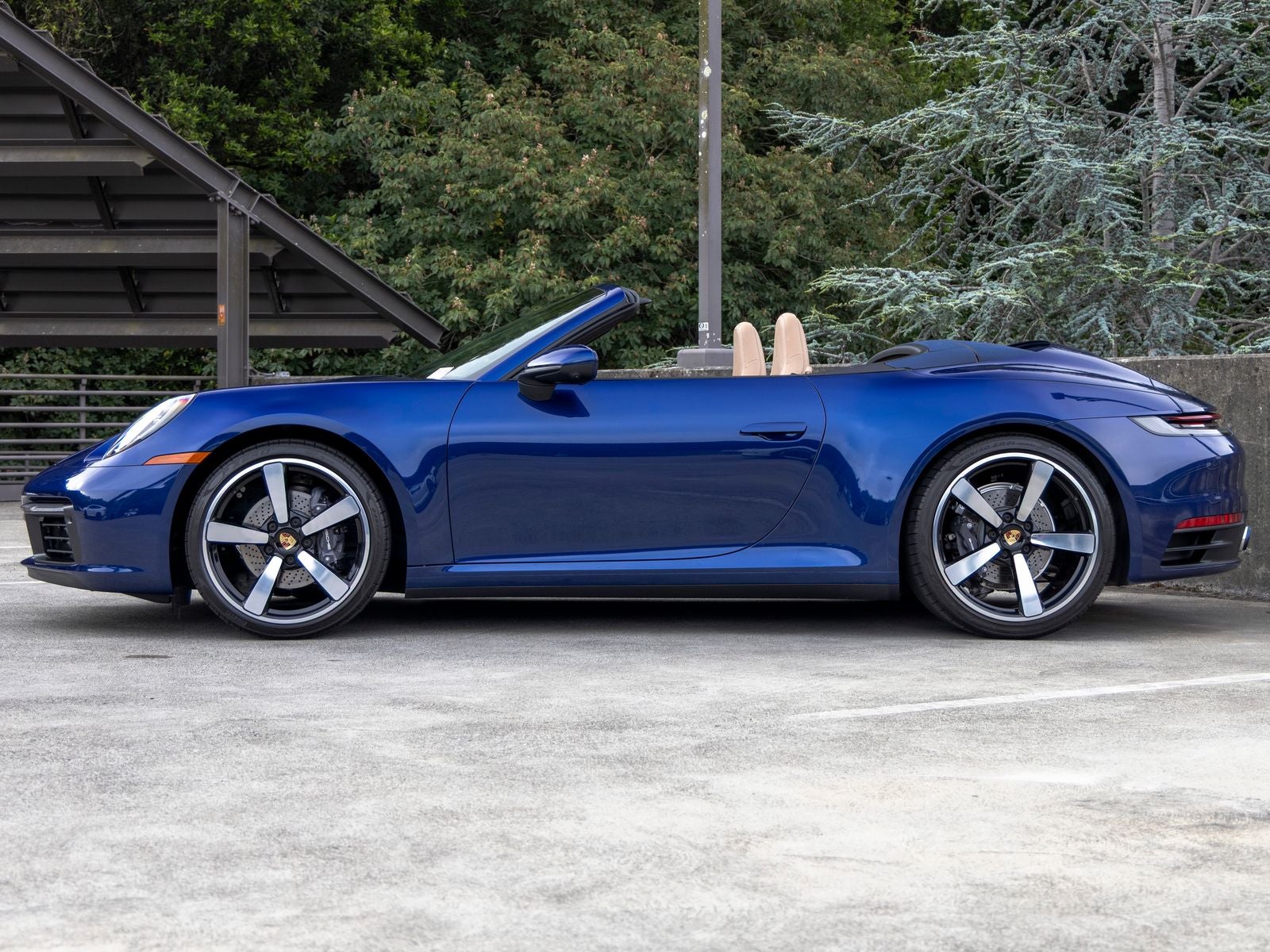 2023 Porsche 911 Carrera Cabriolet