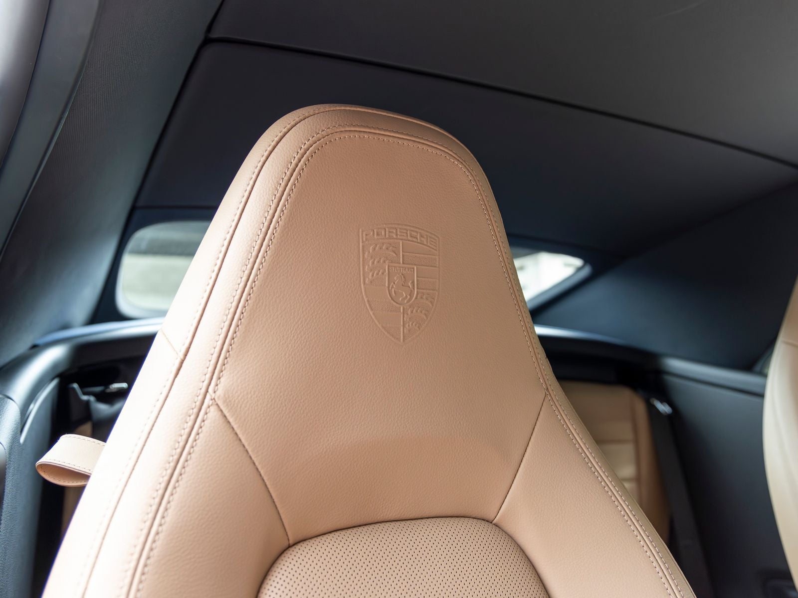 2023 Porsche 911 Carrera Cabriolet