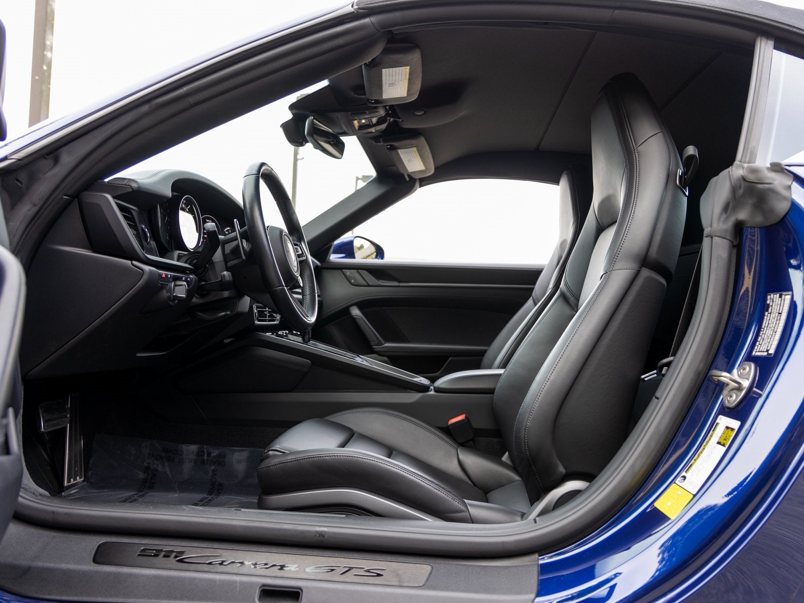 2022 Porsche 911 911 Carrera GTS Cabriolet (MY22)