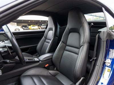 2022 Porsche 911 911 Carrera GTS Cabriolet (MY22)