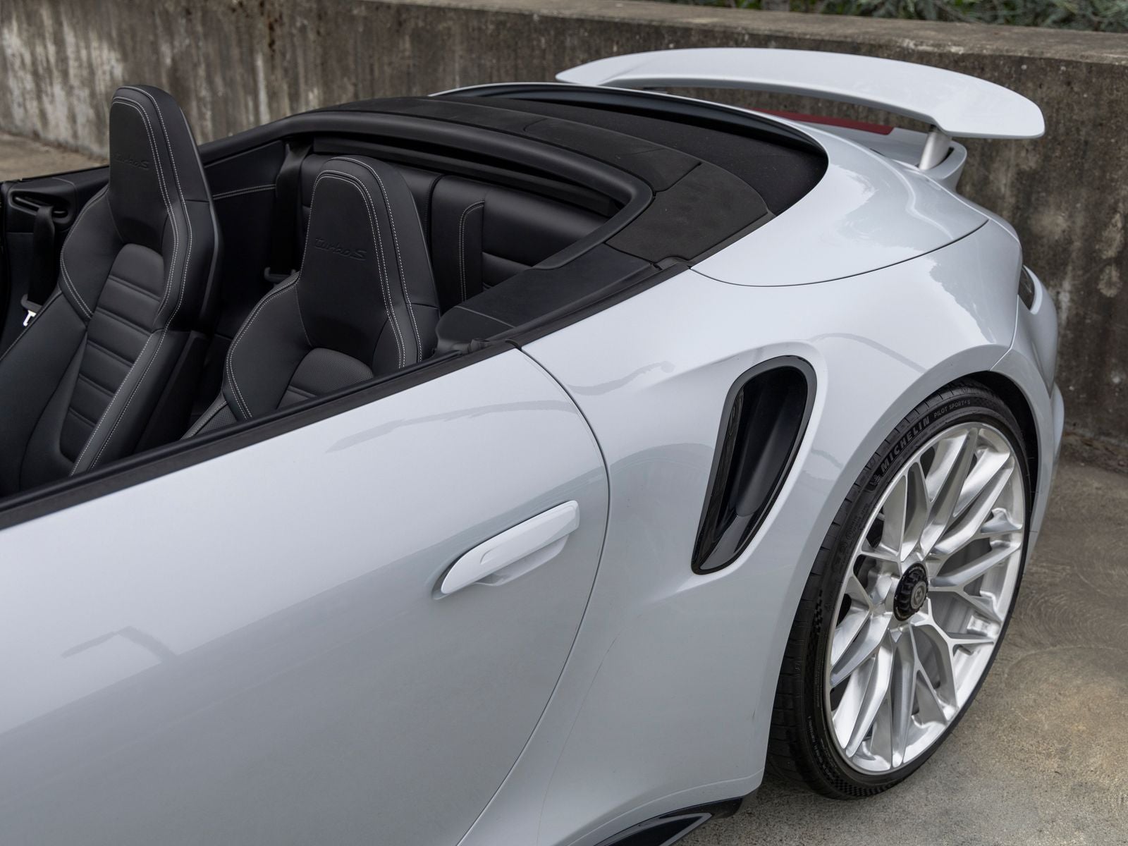 2024 Porsche 911 911 Turbo S Cabriolet (MY24)