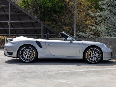 2015 Porsche 911 Turbo S