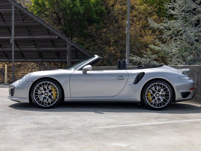 2015 Porsche 911 Turbo S