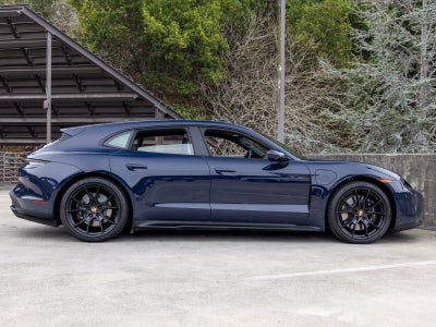 2023 Porsche Taycan Taycan GTS Sport Turismo