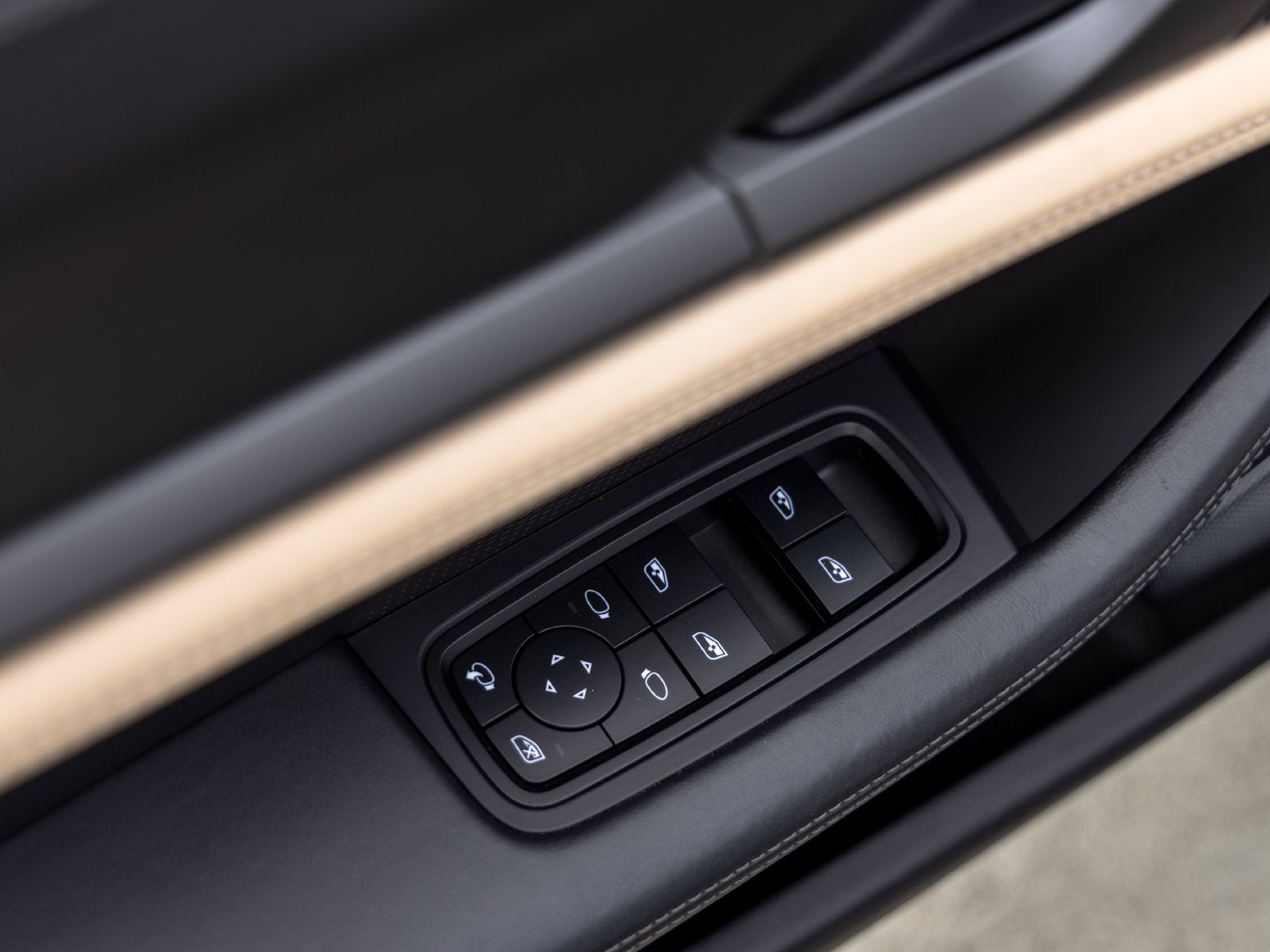 2023 Porsche Taycan Taycan GTS Sport Turismo