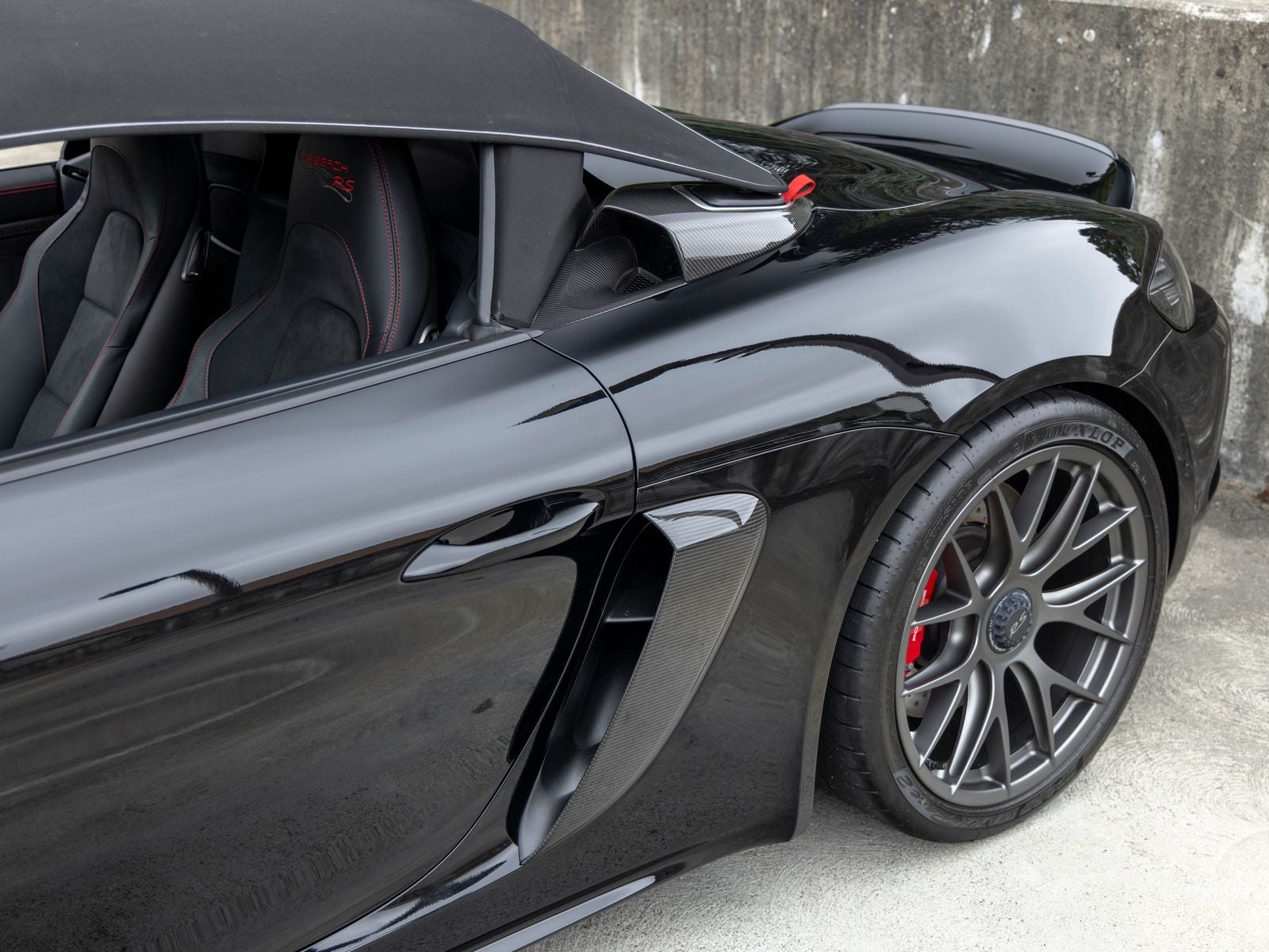 2025 Porsche 718 Spyder RS