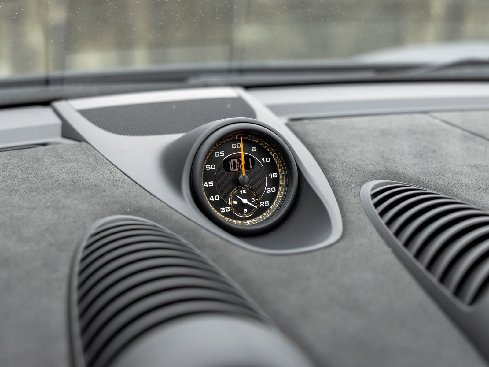 2025 Porsche 718 Spyder RS