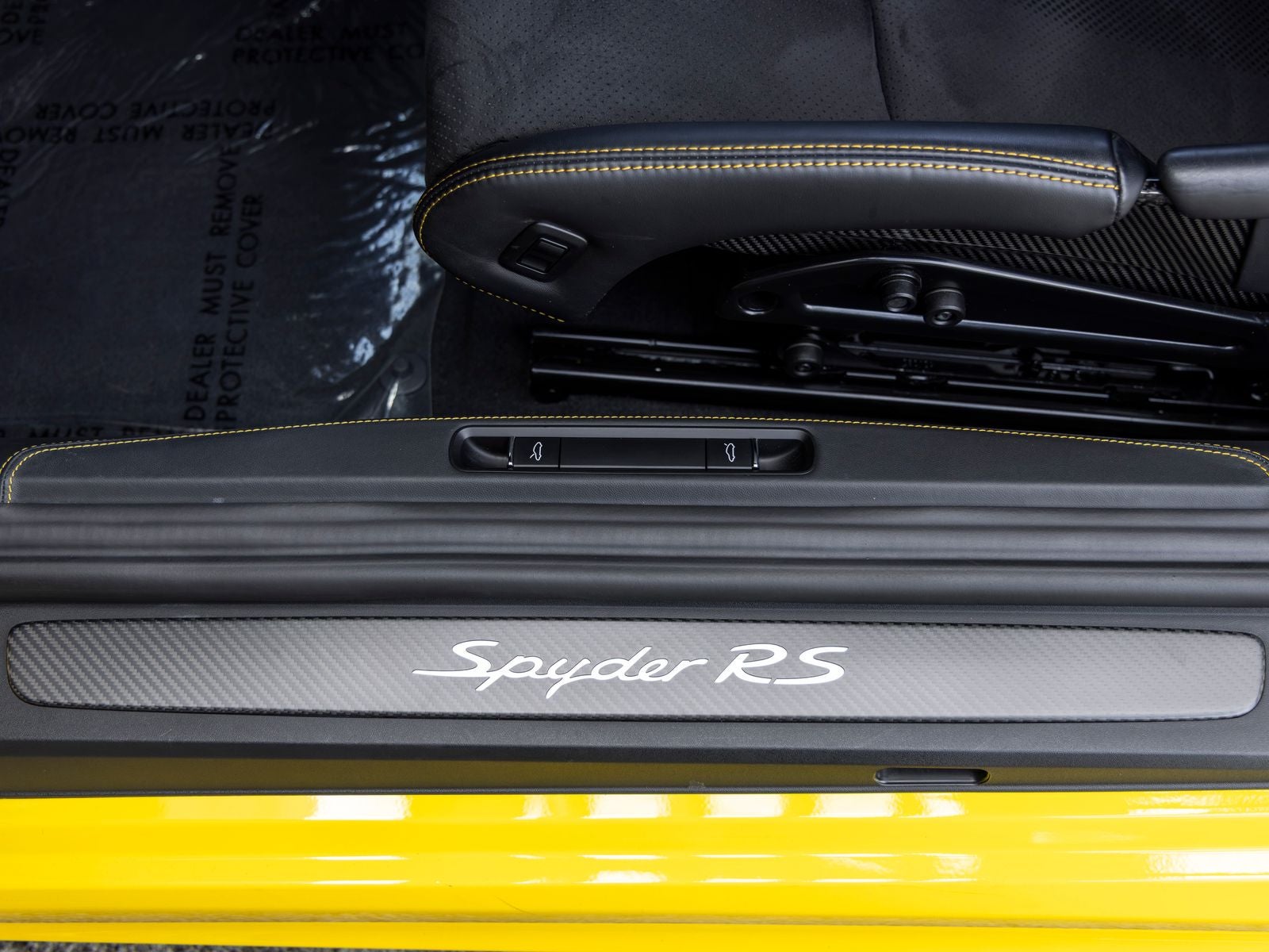 2025 Porsche 718 718 Spyder RS